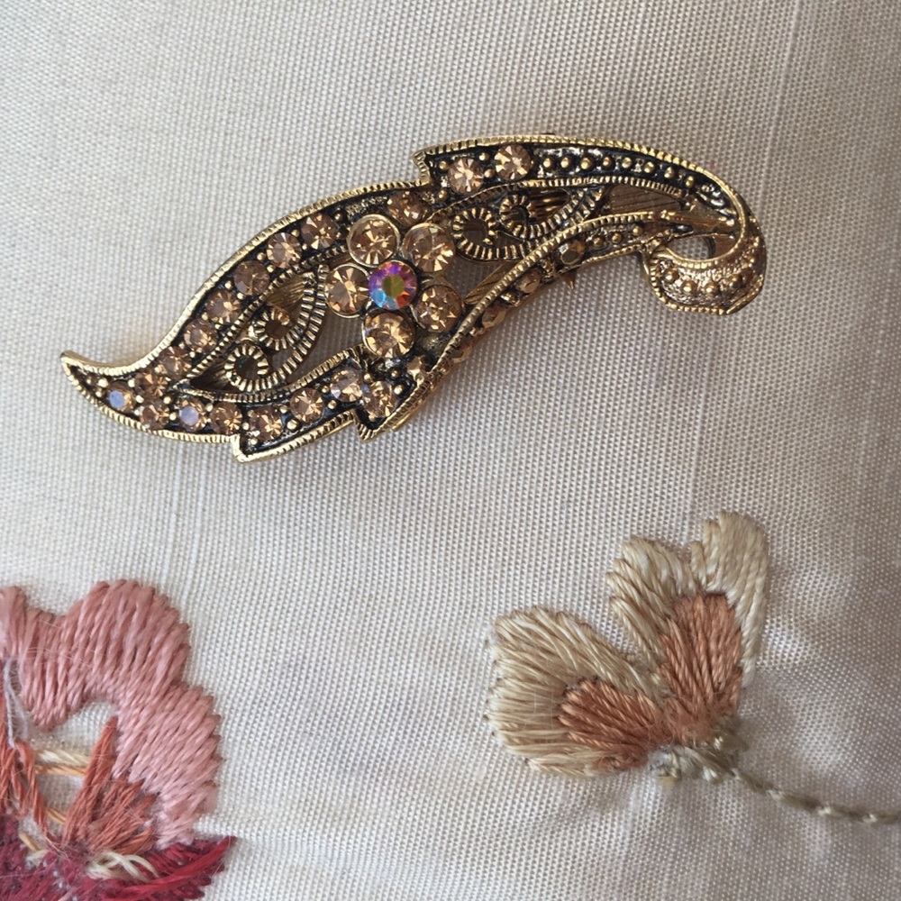 Golden Leaf Rhinestone Hair Clip